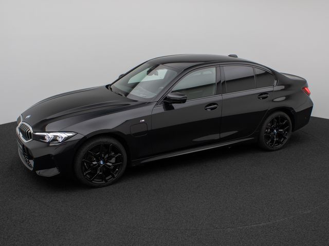 Foto Nummer 12: BMW 330e