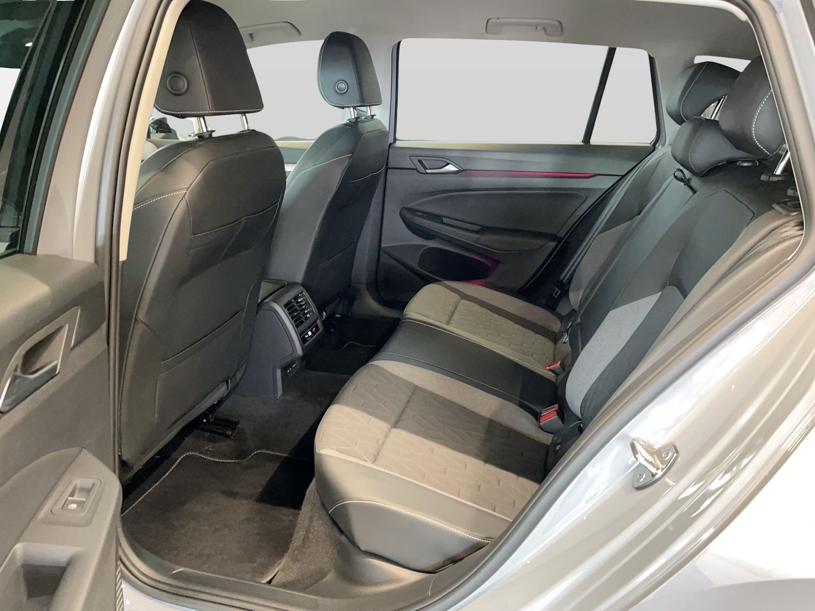 Volkswagen Golf - Bild 11