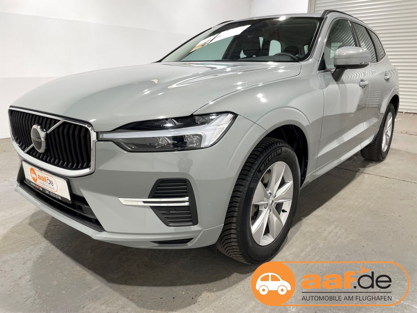 Volvo XC60 B4 Core Automatik LED Navi AHK