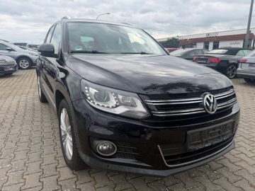Volkswagen Tiguan - 2
