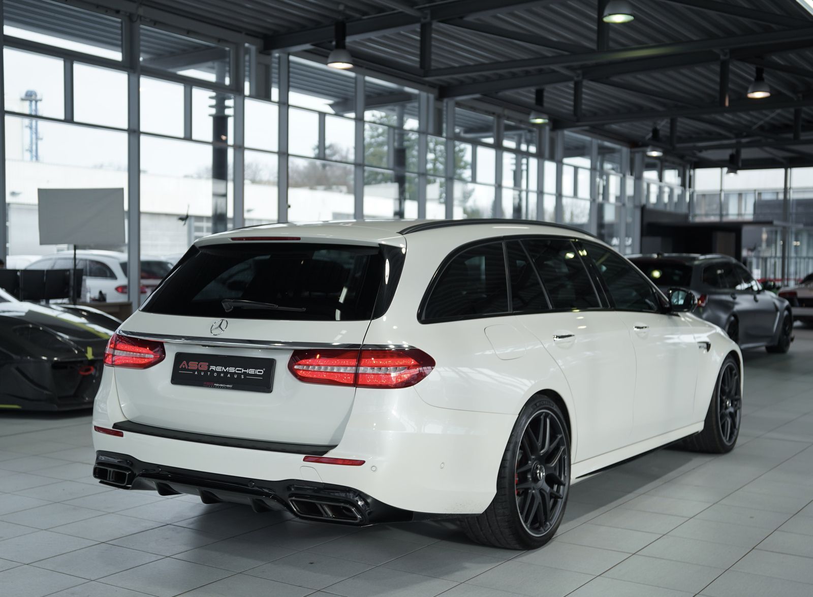 Mercedes Benz E 63 Amg