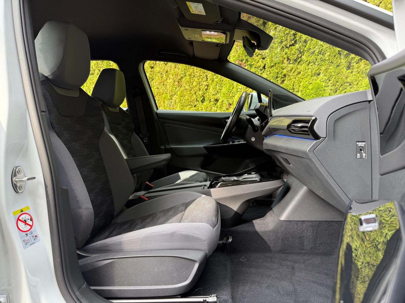 Fahrzeugabbildung Volkswagen ID.4 Pure Performance City LED+CARPL+ACC+SHZ+DAB