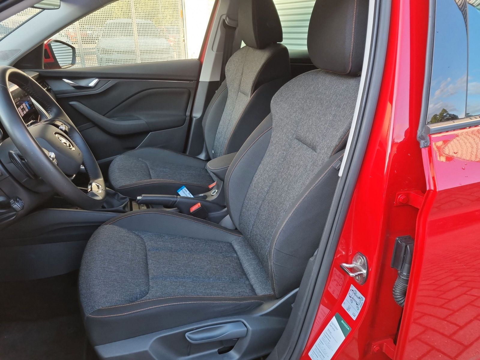 Fahrzeugabbildung SKODA Scala 1.5 TSI DSG Clever AHK eKLAPPE LED KAMERA