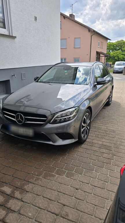 Image of Mercedes-Benz C 220