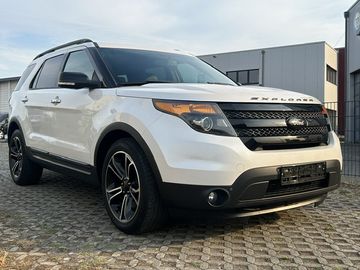 Ford Explorer - 3