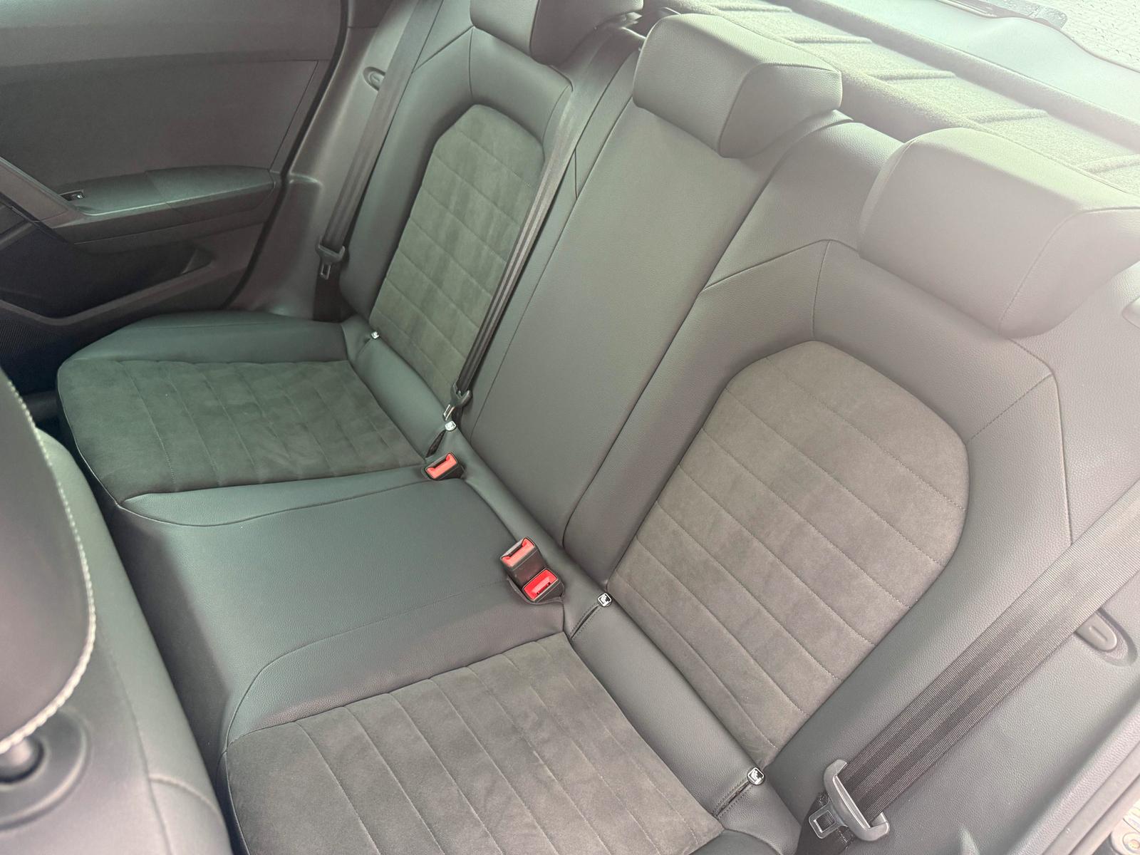 Seat Arona 1.5 TSI DSG Xcell. LED KAM Dina. KESSY SHZ