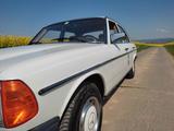 Mercedes-Benz 200 D W123  3. Serie - Mercedes-Benz Diesel Gebrauchtwagen aus dem Jahr 1982
