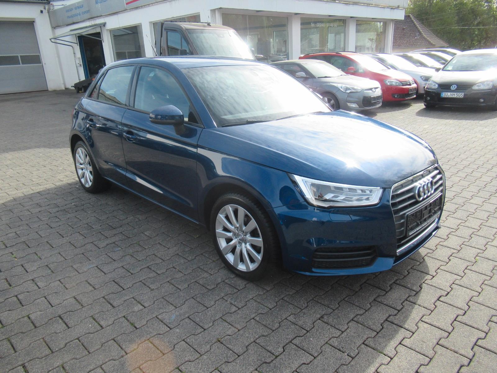 Audi A1 Sportback basis (Xenon, Inspektion Neu)