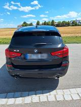 BMW X3 xDrive20i ADVANTAGE AT ADVANTAGE - BMW X3: At