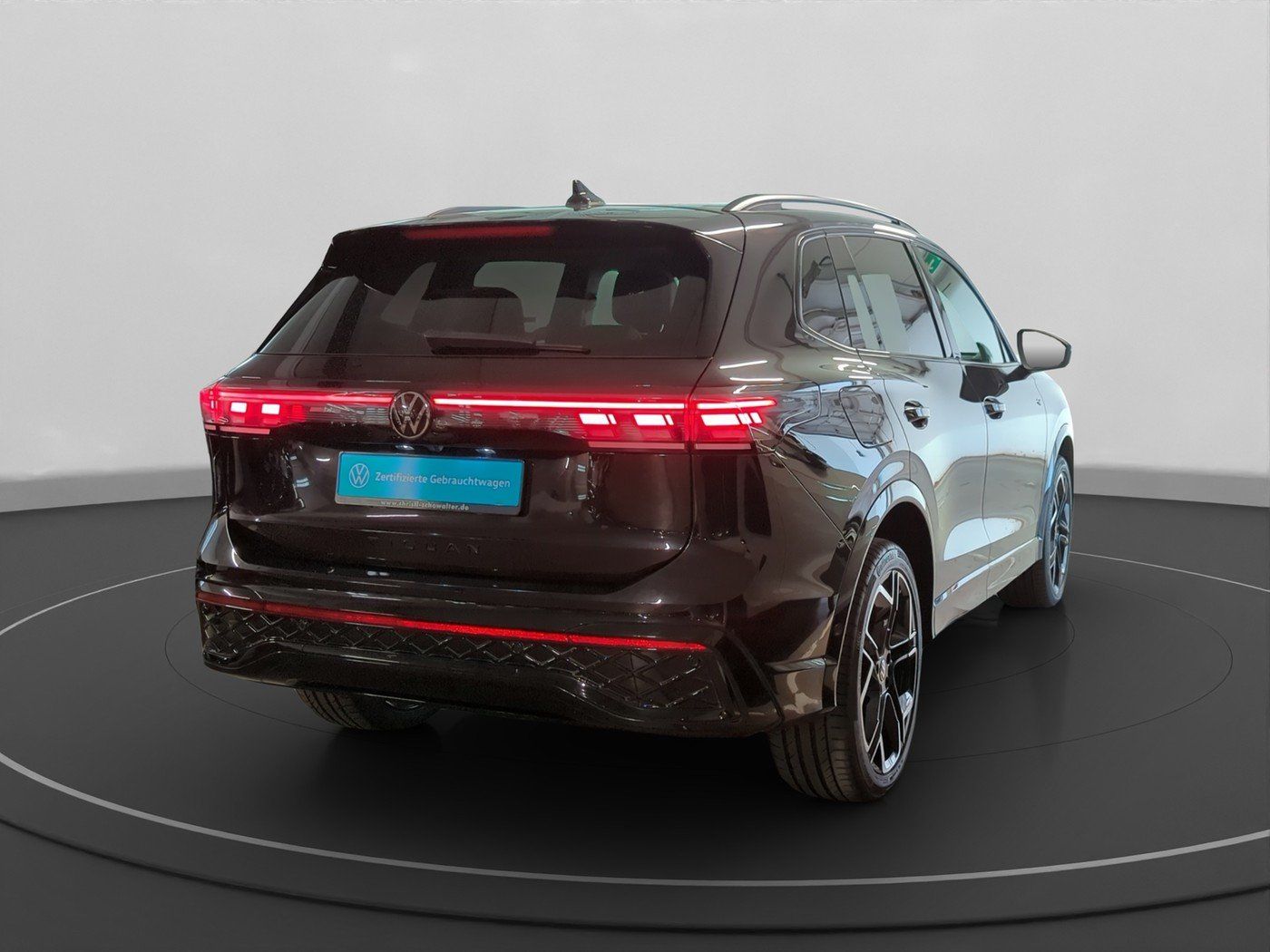 Volkswagen Tiguan 2.0 TDI DSG 4M R-Line Black Style MATRIX foto 5