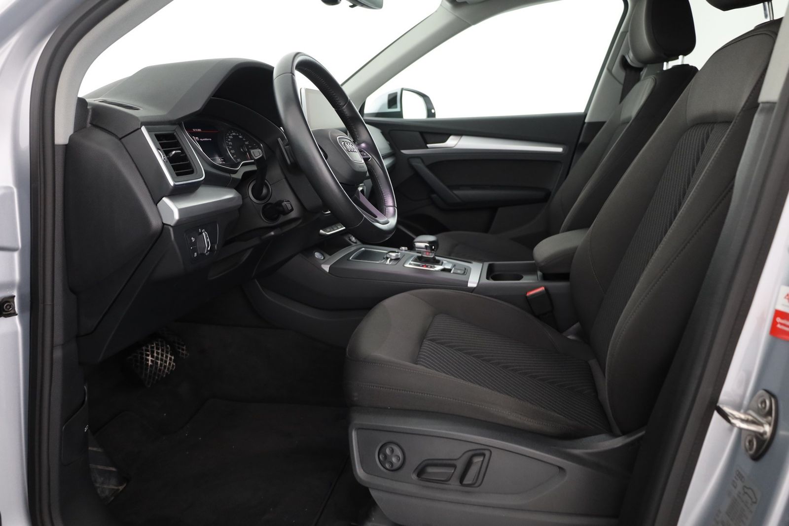 Audi Q5 40 TDI quattro Navi ACC Standheizung Kamera foto 24