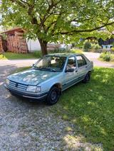 Peugeot 309 - Peugeot 309 mit Benzin-Antrieb
