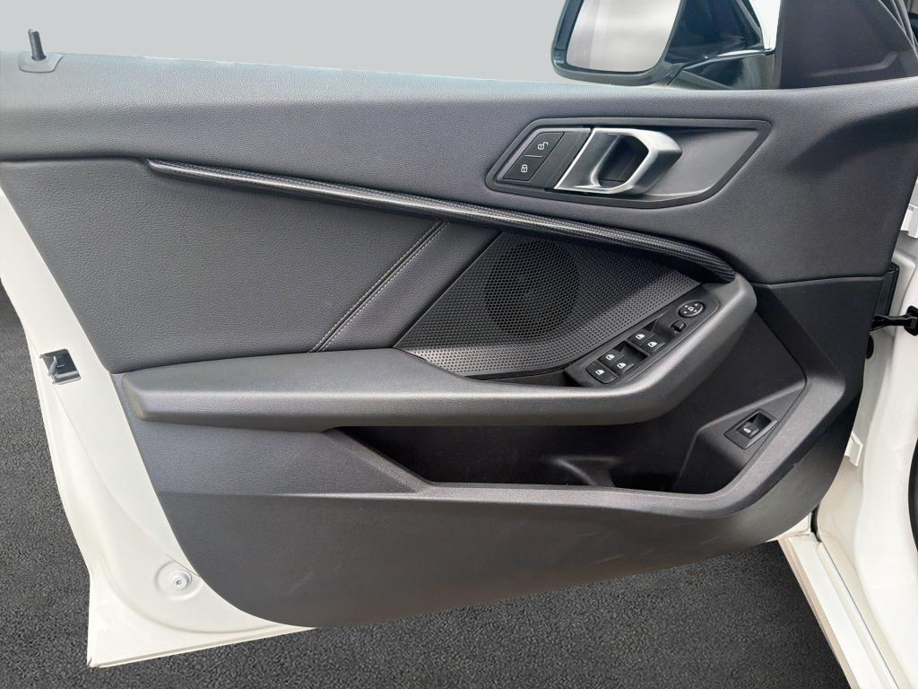 BMW 116 i Sport Line LED Navi Lenkradheizung, миниатюра 19