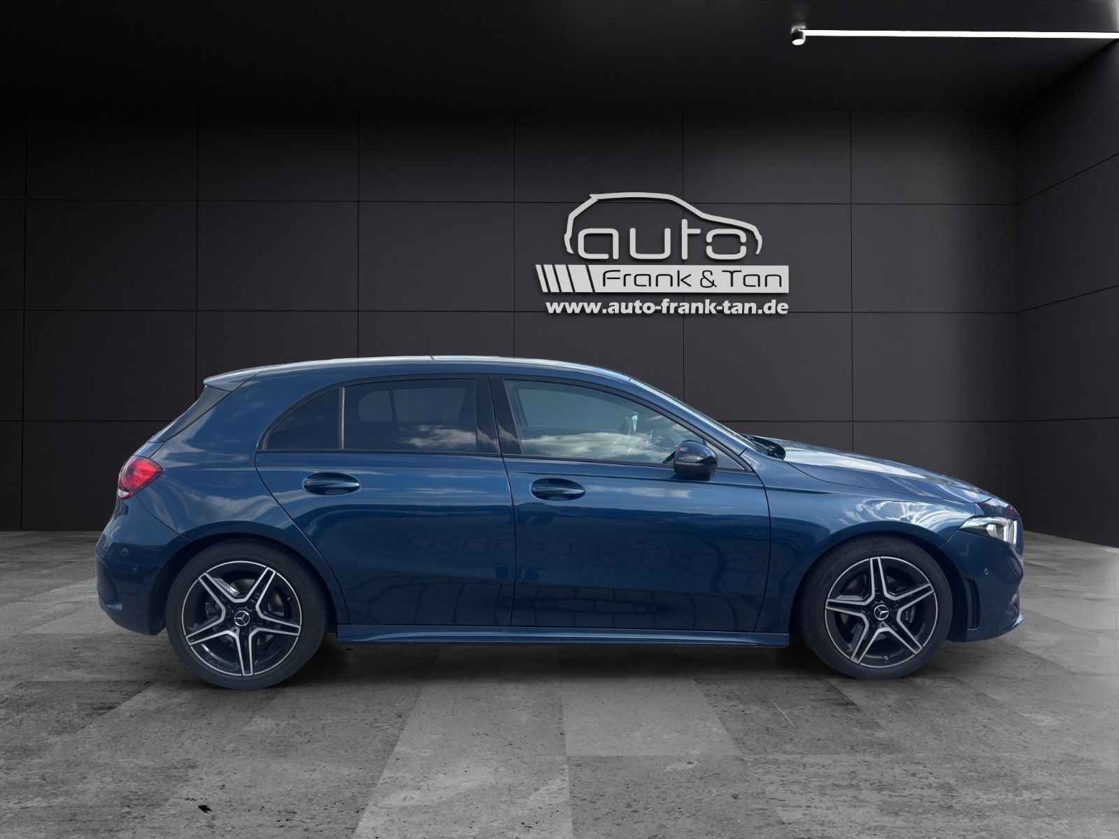 Fahrzeugabbildung Mercedes-Benz A 200 AMG Line LED*Navi*Keyless*Cam