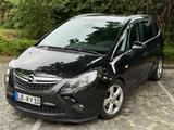 Opel Zafira Tourer 2.0 BiTurbo /Navi /Kamera /BiXenon - Opel Zafira Tourer in Stuttgart