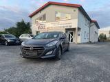 Hyundai i30 /AHK/Navi/ SHZ/ Kamera/ 8x bereift/ Garantie - Hyundai: 8