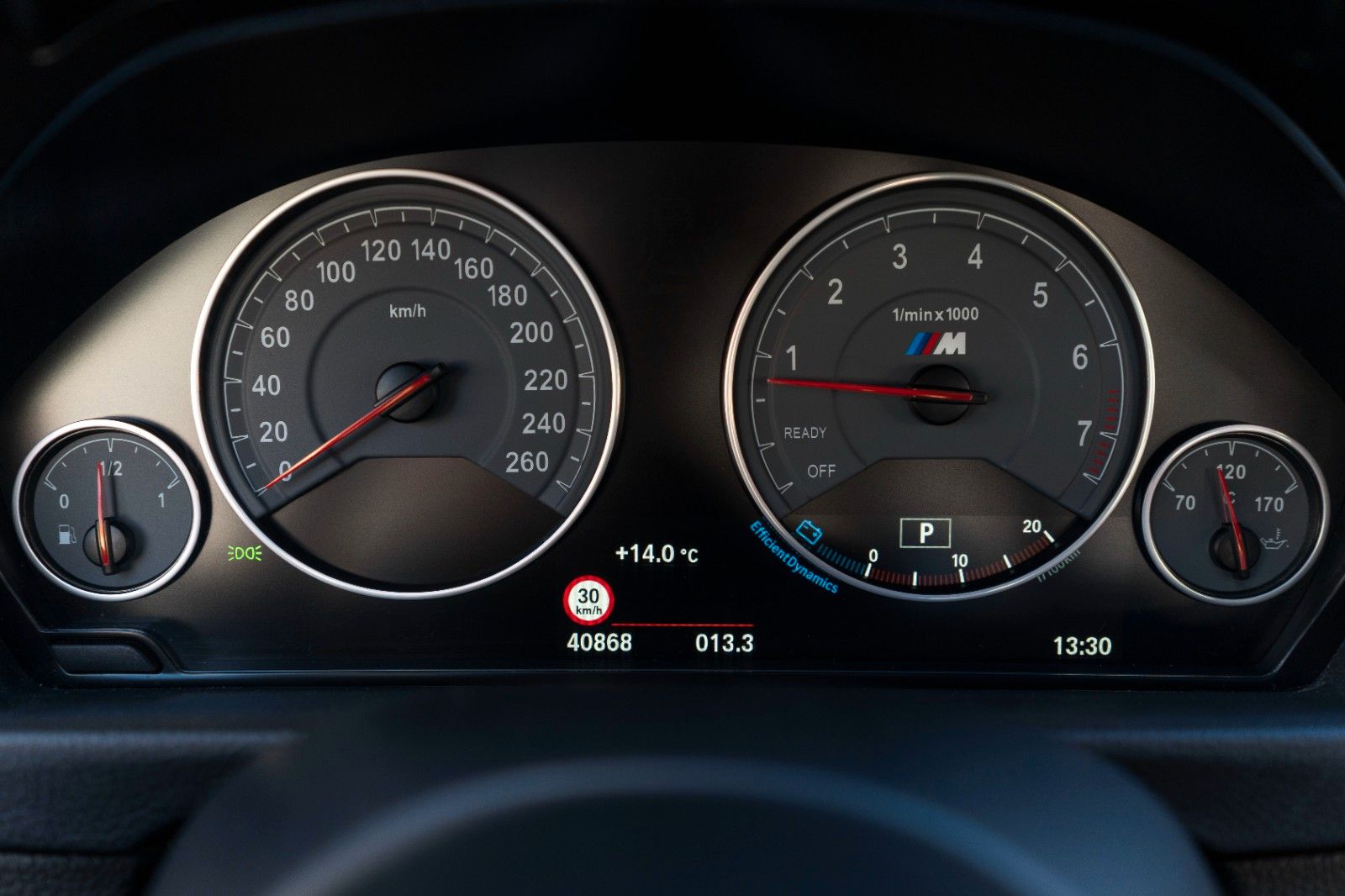 Fahrzeugabbildung BMW 440I Coupe M-PERFORMANCE HUD LED CARPLAY H&K ALC