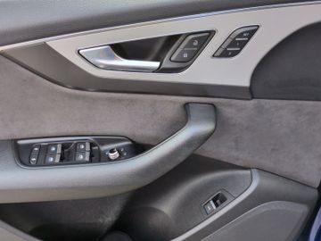 Audi Q7 - 6