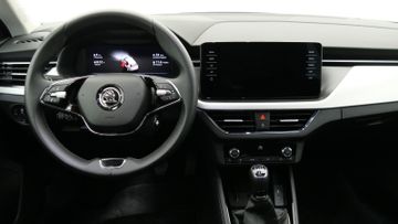 Skoda Kamiq Tour 1,5 TSI PDC DAB LED SHZ