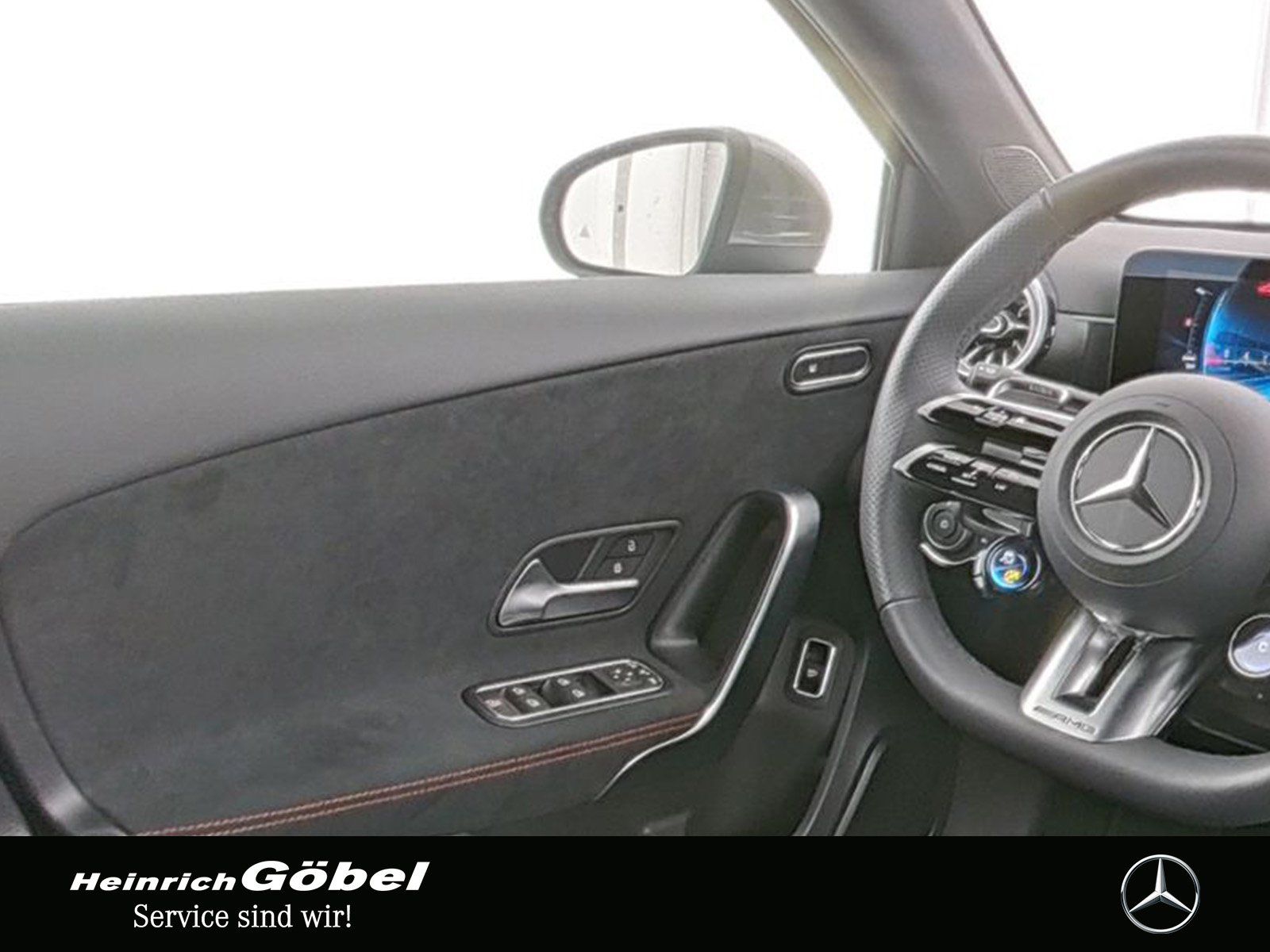 Fahrzeugabbildung Mercedes-Benz A 35 4M Lim. PANO+MULTIBEAM+KAMERA+AMBIENTE+NAVI