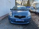 Toyota Yaris Executive*1.Hand*Scheck.H*Top* - Toyota Yaris Executive mit Benzin-Antrieb