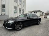 Mercedes-Benz E-Klasse, 220 D - Mercedes-Benz 220: Van