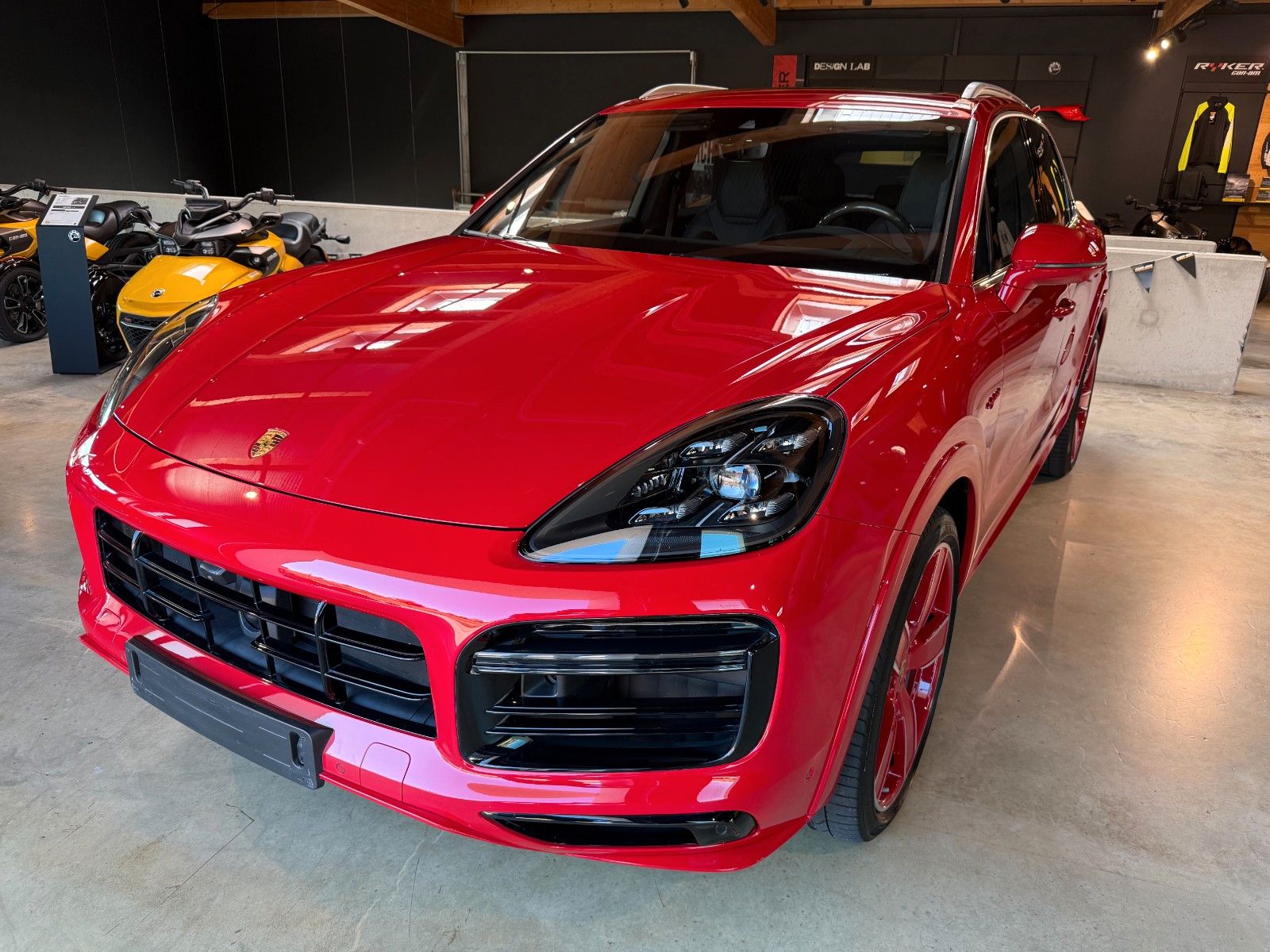 Porsche Cayenne Turbo S E-Hybrid foto 3
