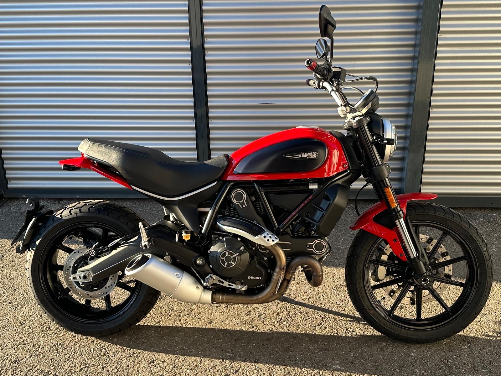 Ducati SCRAMBLER ICON 800 / GEPFLEGTES BIKE !!