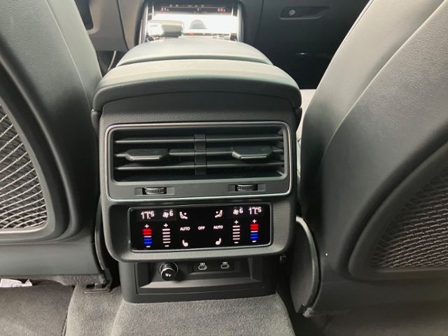 SQ8 4.0 TFSI quattro KLIMA LED NAVI LEDER ALU