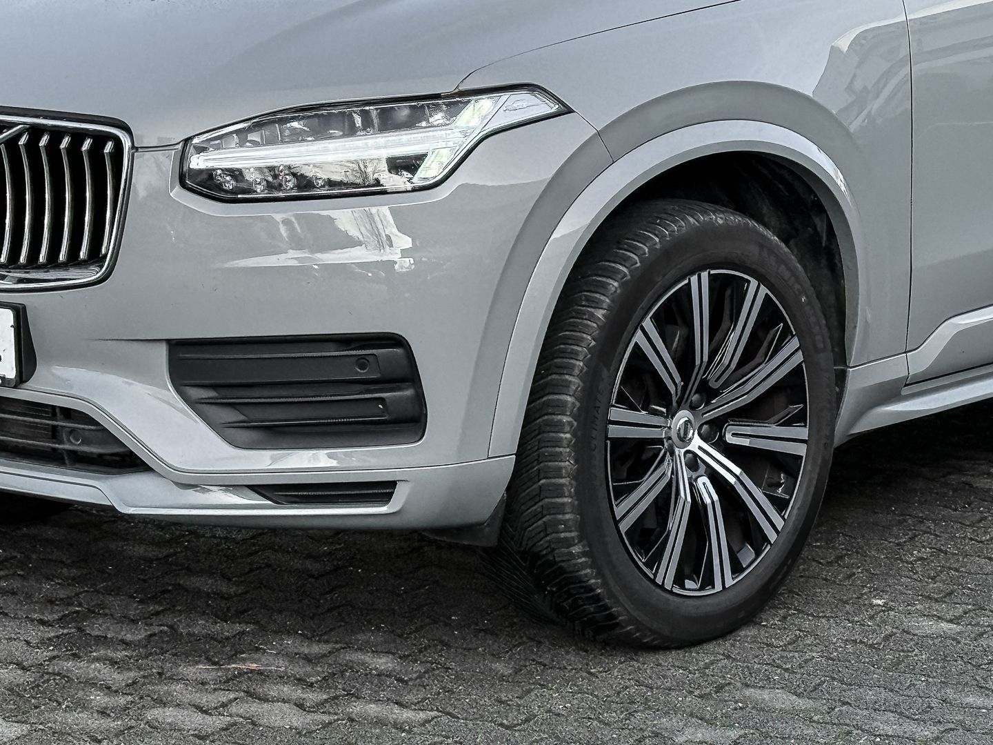 Volvo XC90 B5 Benzin Core AWD 7-Sitzer Lenkradh. Pilot imagem 3