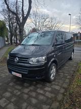 Volkswagen T5 Multivan - Volkswagen T5 Multivan mit Benzin-Antrieb