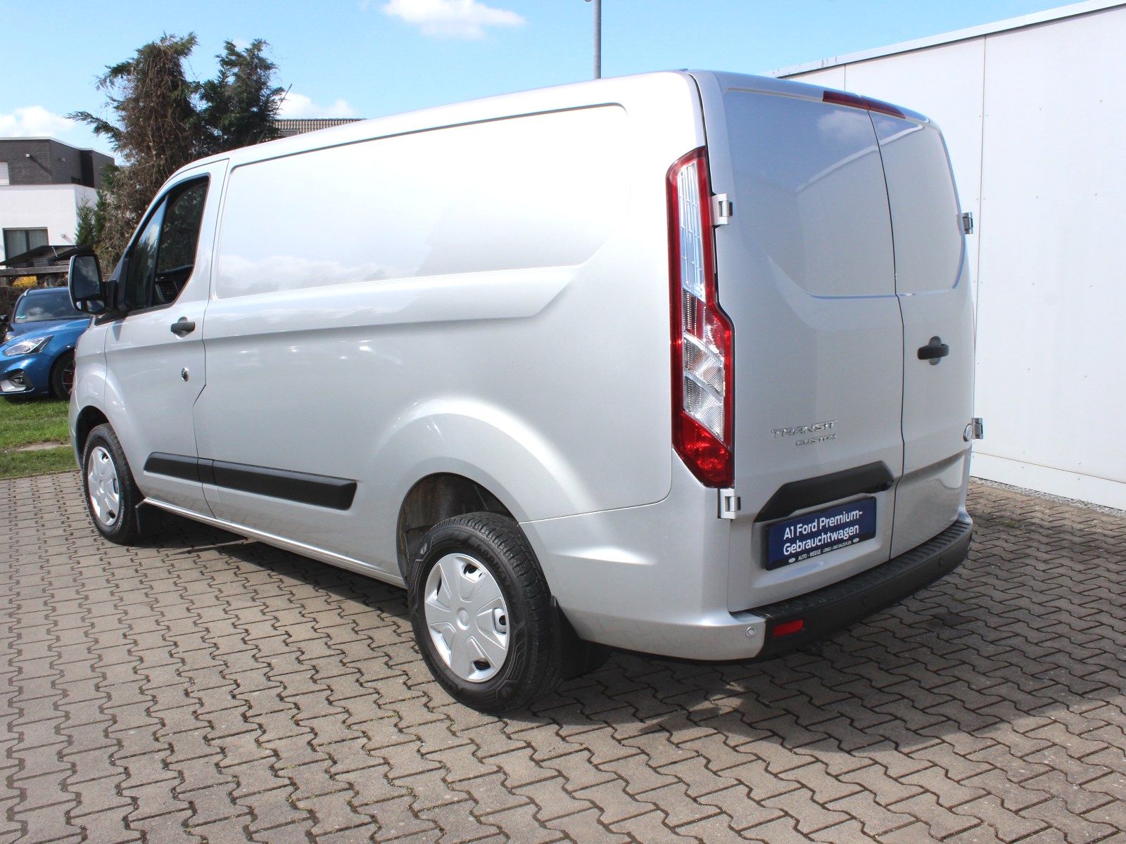Fahrzeugabbildung Ford Transit Custom Kasten 280 L1 Trend
