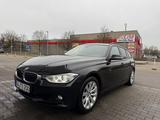 BMW 318 3 Touring 318D F30 F31 *HUD*NAVI*Xenon*
