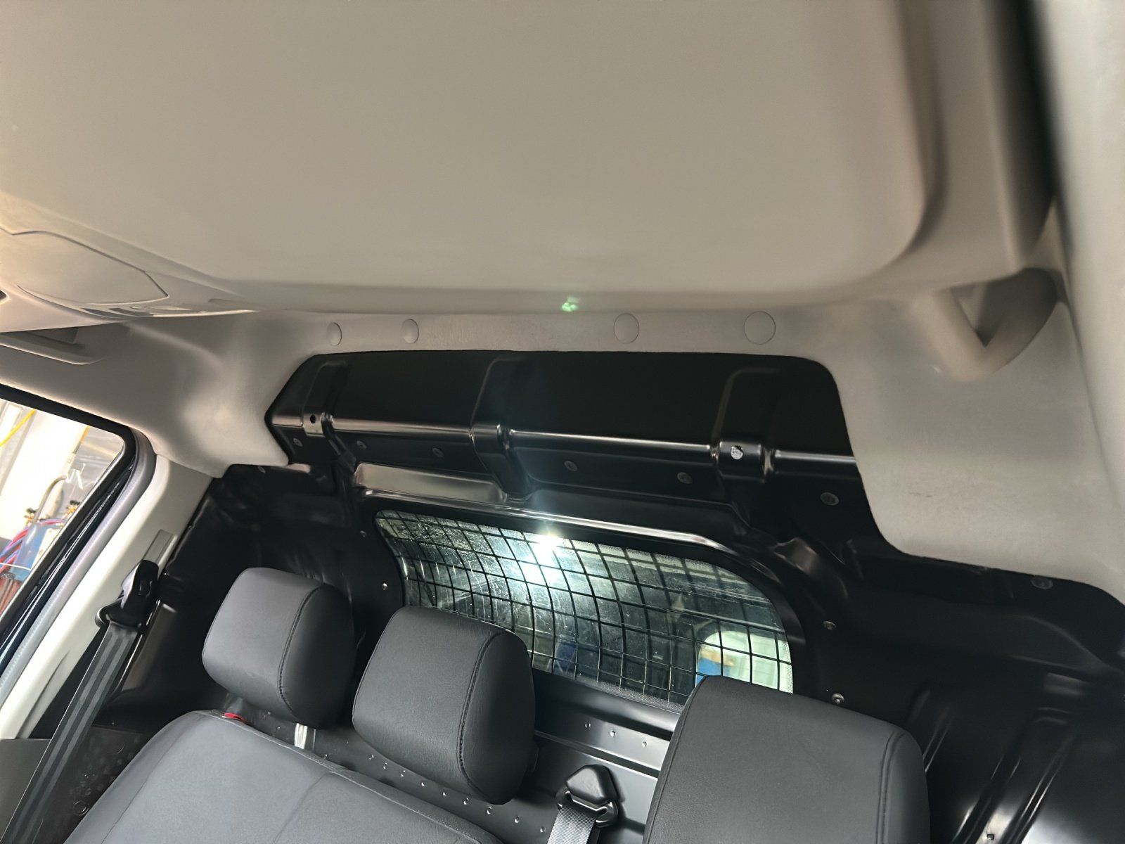 Fahrzeugabbildung Ford Transit Connect Basis 1,5 TDCi