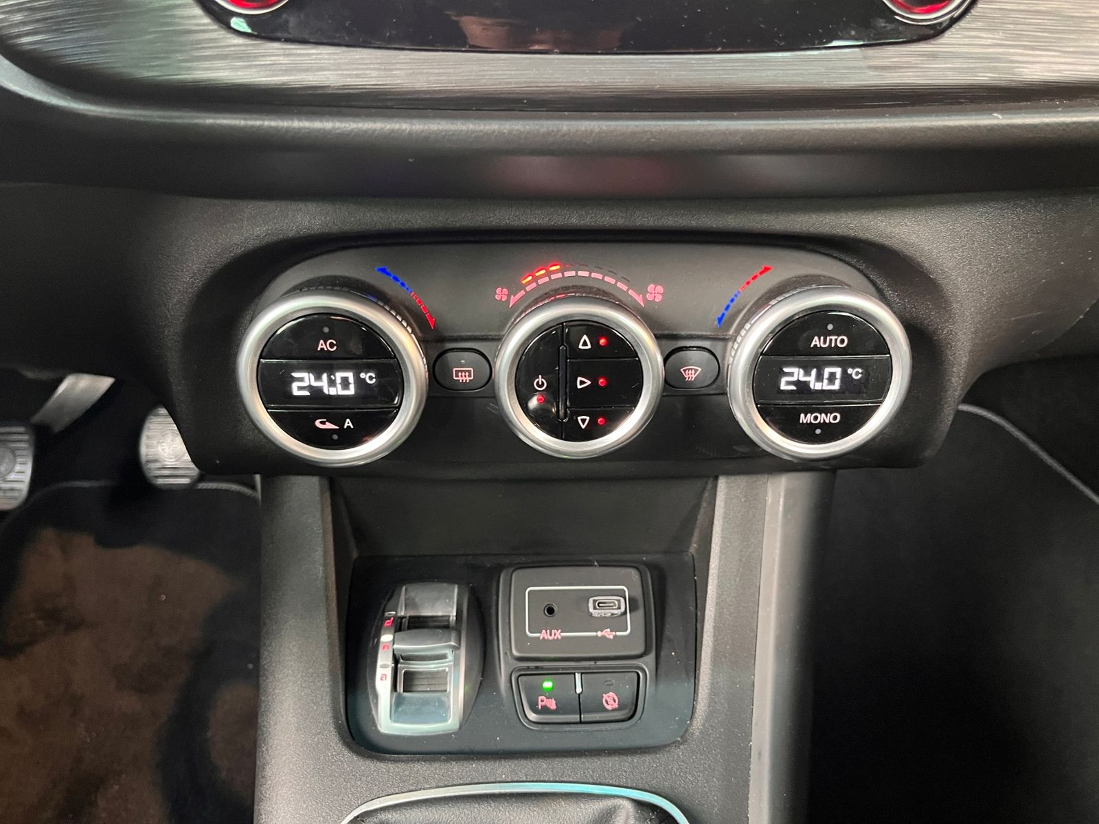 Fahrzeugabbildung Alfa Romeo Giulietta Super SHZ XENON NAVI ALU