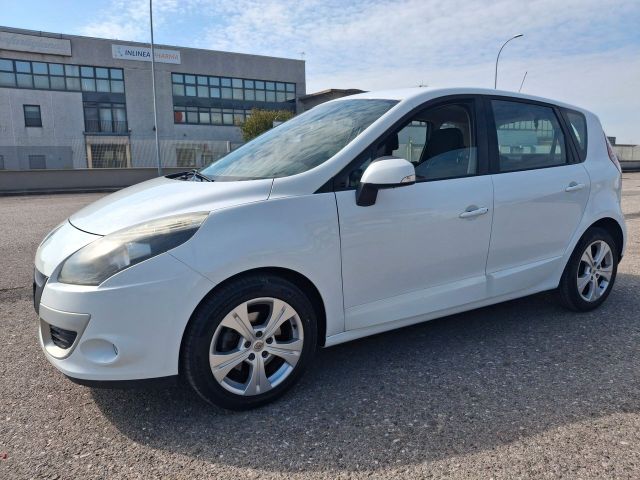 Renault Scénic X-Mod 1.5 dCi 110CV. Luxe-NAVIGAT