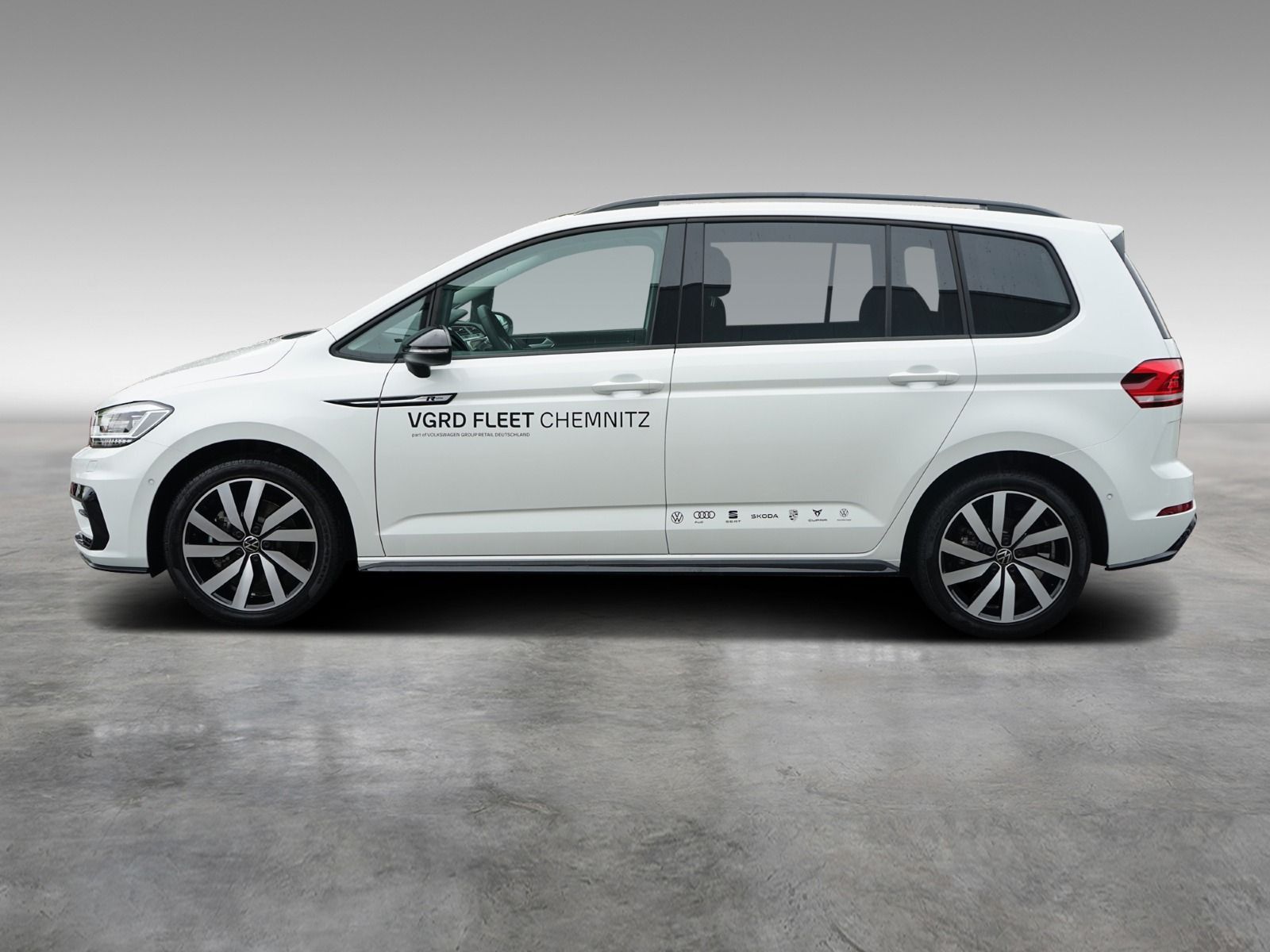 Volkswagen Touran Highline 2.0 TDI 150 PS DSG AHK DYNAUDIO foto 3