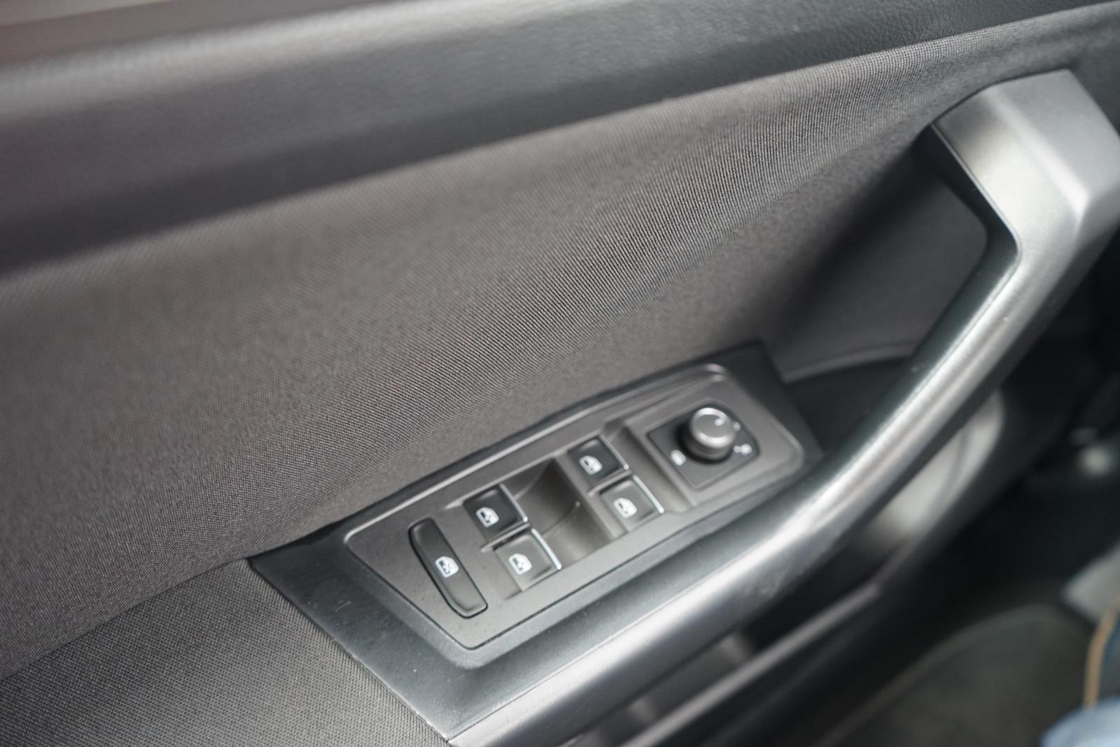 Volkswagen T-Roc 1.0 Style ACC PDC Sitzheizung AHK, миниатюра 23