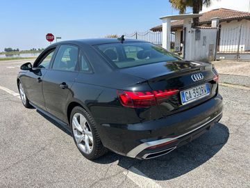 Audi A4 - 4