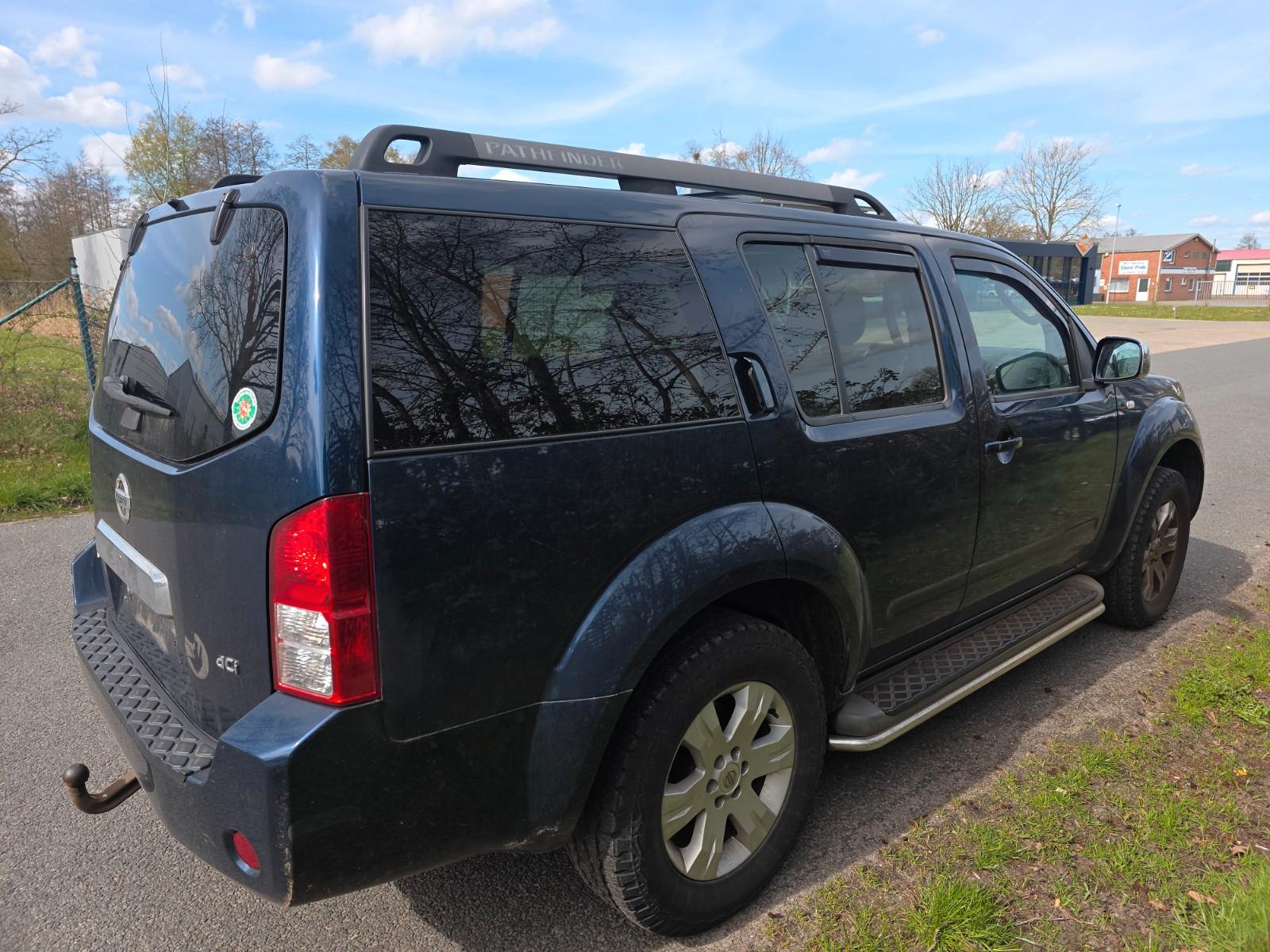 Nissan Pathfinder 2005 — photo 5