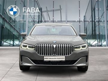 BMW 740 - 4