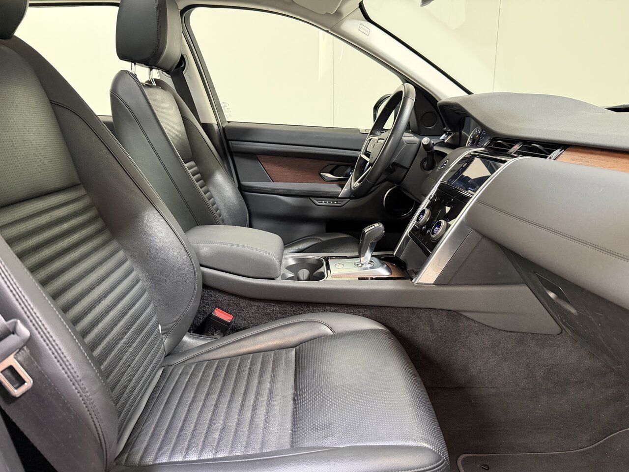 Land Rover Discovery Sport P300e Plug-in Hybrid - Pano - To imagem 2