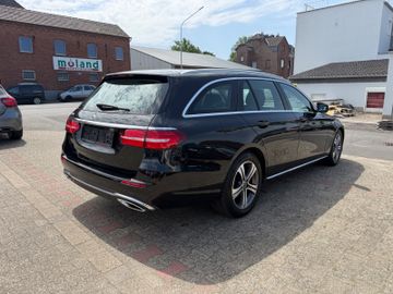 Mercedes E 200 - 5