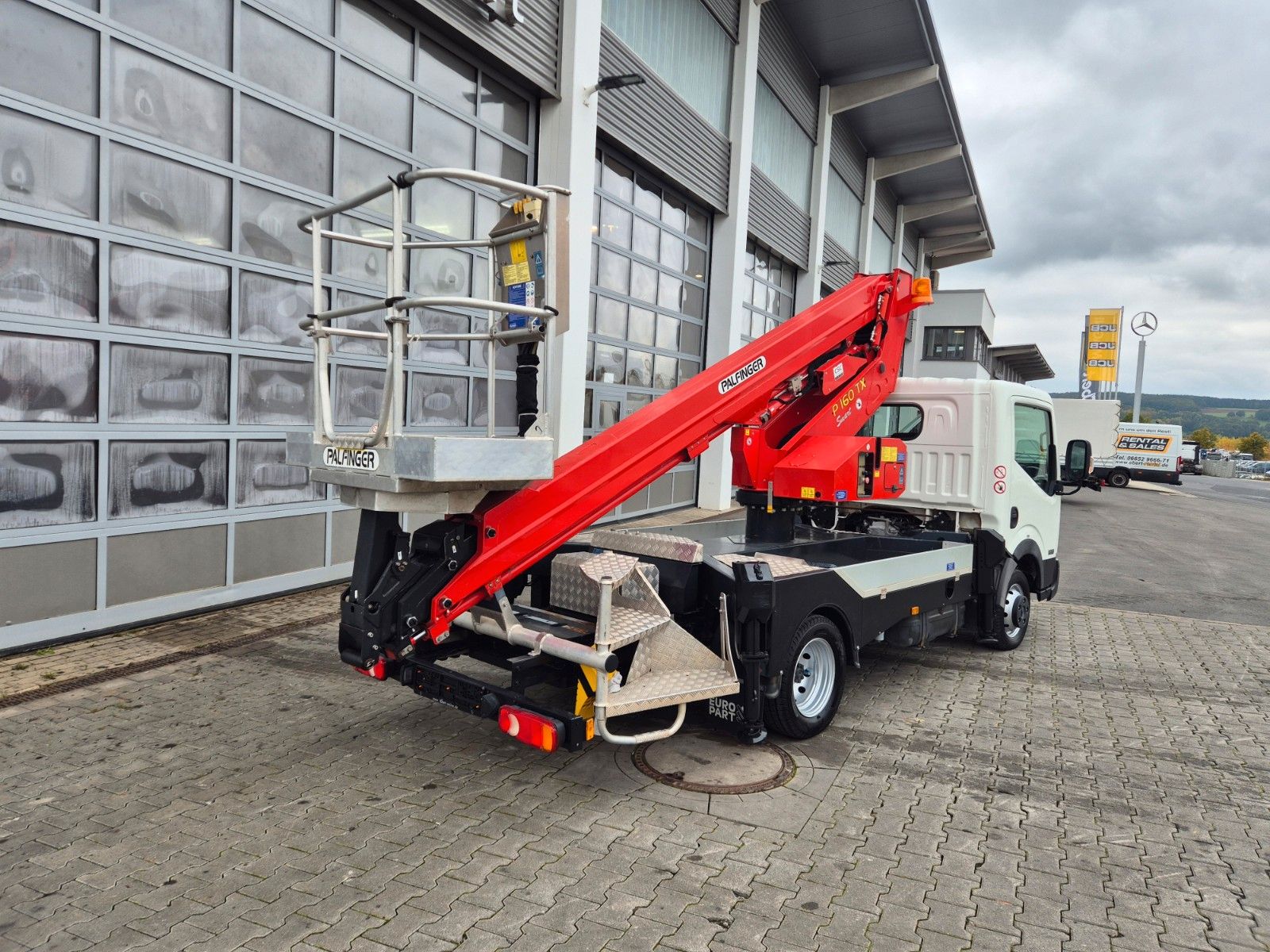 Fahrzeugabbildung Nissan Cabstar NT400 Palfinger P 160 TX 16m 1.104h