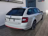 Skoda Octavia Combi RS 4x4*LED*Navi*Winter* Klima - Skoda Octavia: 4.4