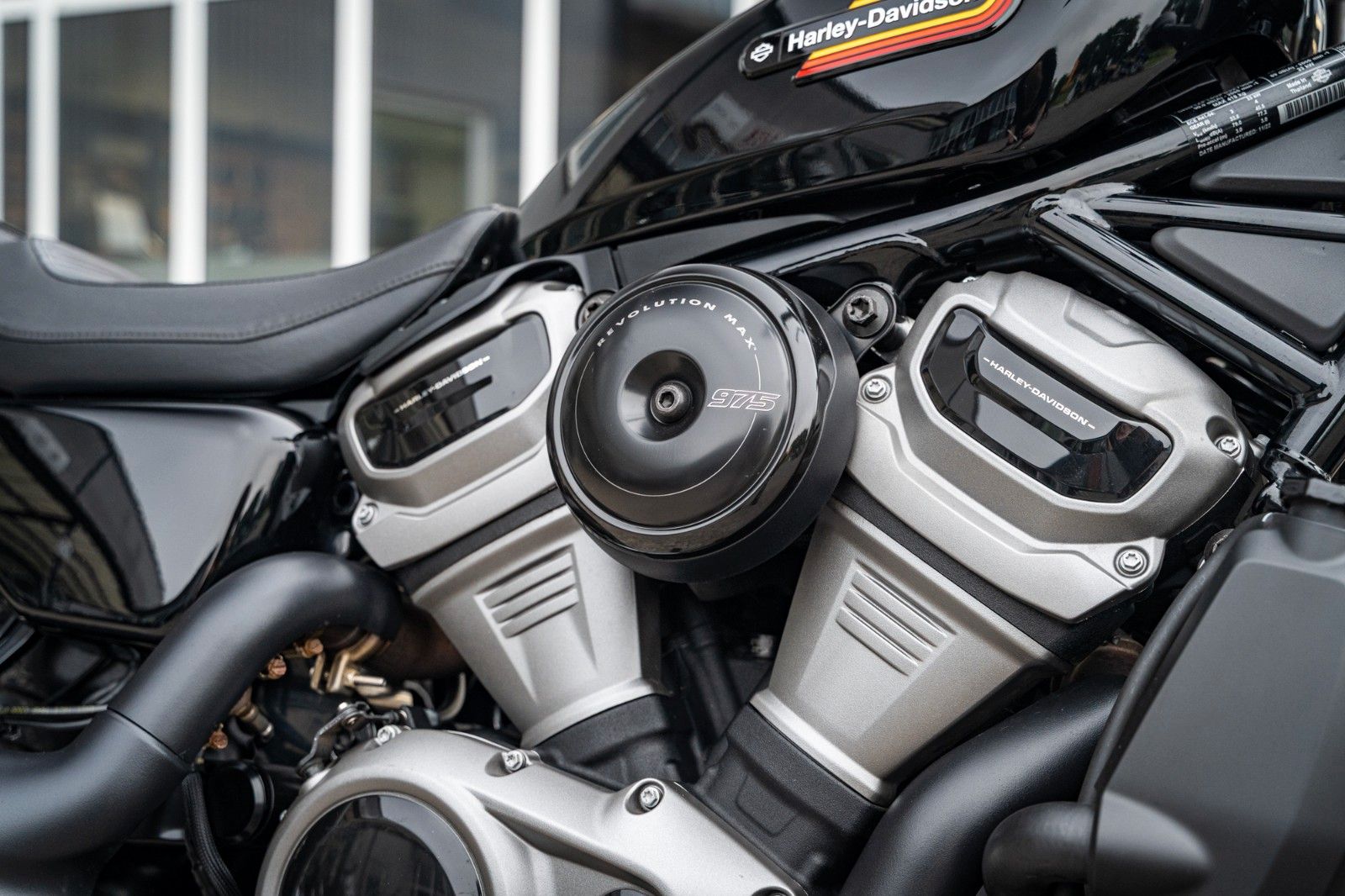 Fahrzeugabbildung Harley-Davidson RH975S Nightster Special - Jekill & Hyde -