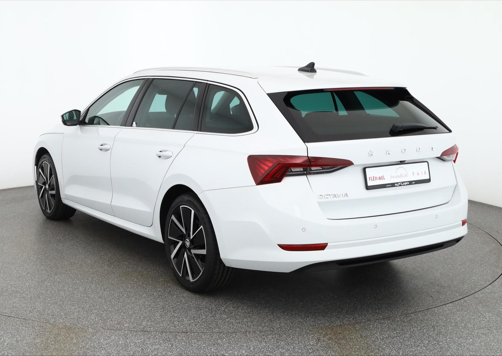 Skoda Octavia Combi 1.5 TSI Style LED Navi ACC Kamera