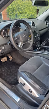 Mercedes-Benz ML 300 CDI 4MATIC BlueEFFICIENCY - - Mercedes-Benz ML 300: Cdi
