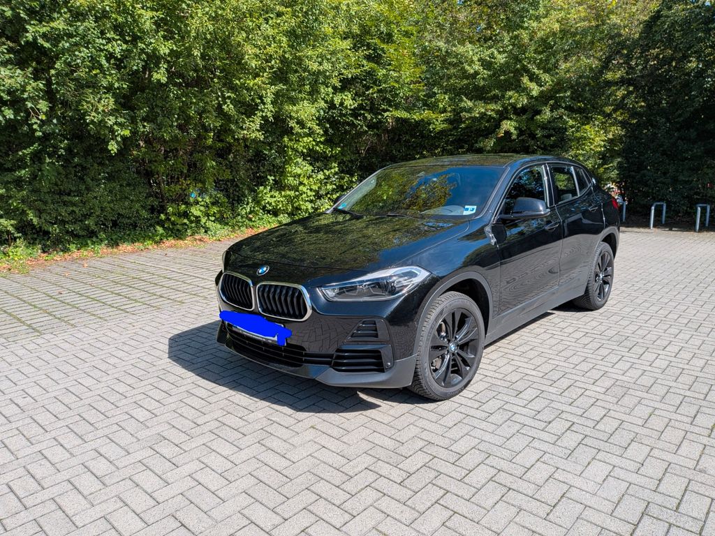 Image of BMW X2