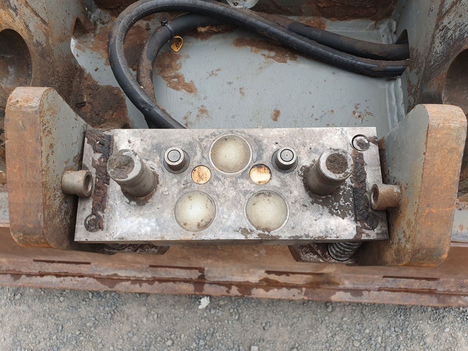 Fahrzeugabbildung Andere Nagel hydraulischer Grabenräumlöffel / SW48